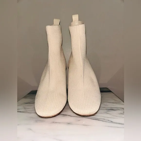 Joie x Revolve Bone Ribbed Ankle Glove Sock Boots 7.5 Old Money
