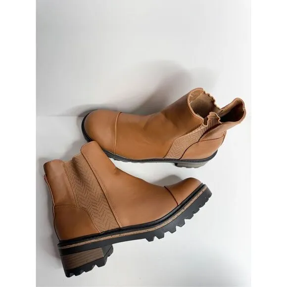 Journee Collection Chelsea Boots Size 12 Brown Block Heel Pull On Style