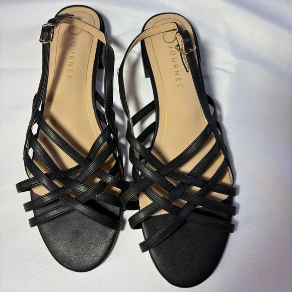 Journee Collection Women's Black Cassandra Strappy Sandals Size 11
