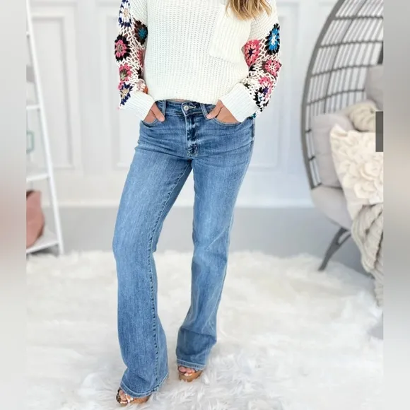 Judy Blue Mid Rise Medium Wash Classic Bootcut Jeans Stretch Regular Plus NEW