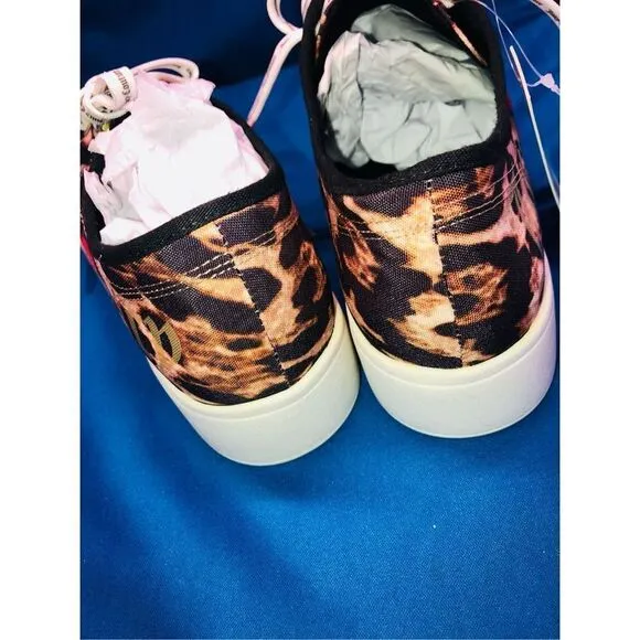 Juicy Couture Sneakers Bouncy Womens Leopard brown Canvas Size 8
