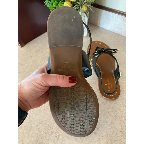 Kate Spade Black Carolina Thong Sandals Size 9.5