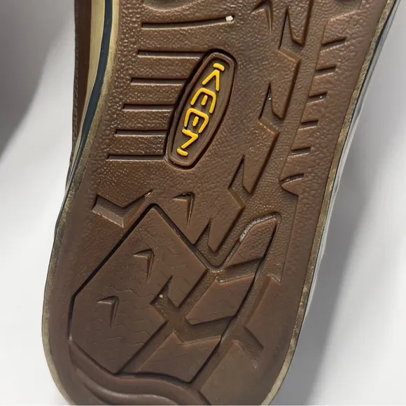 KEEN men’s Size 7 Brown Slip On Loafers