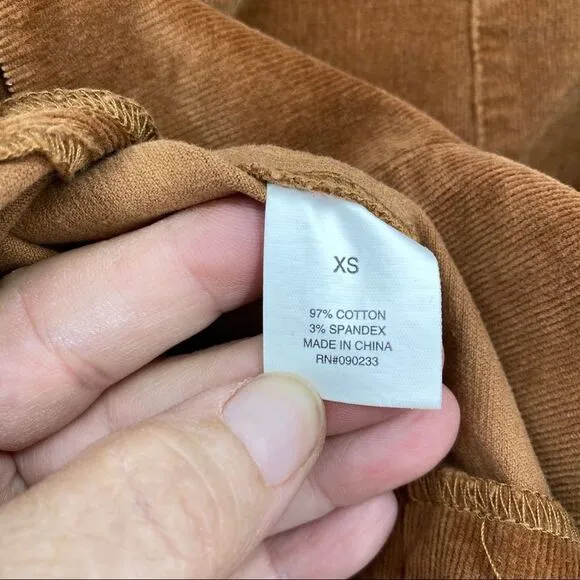 Kendall &amp; Kylie brown tan corduroy skirt size XS. Y2 1990 1980 vibe style trend
