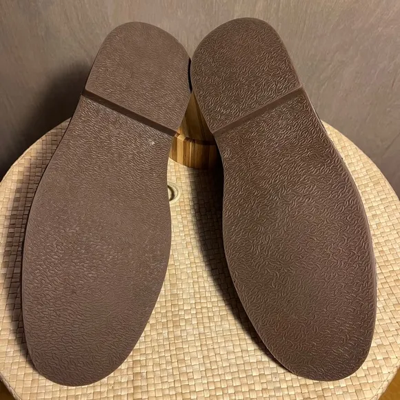 Kenneth Cole Desert Sun Grey Suede Men’s Chukka Boot