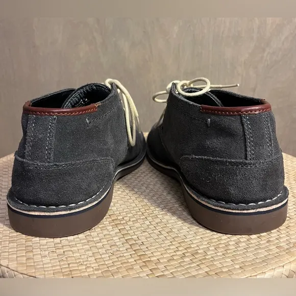 Kenneth Cole Desert Sun Grey Suede Men’s Chukka Boot