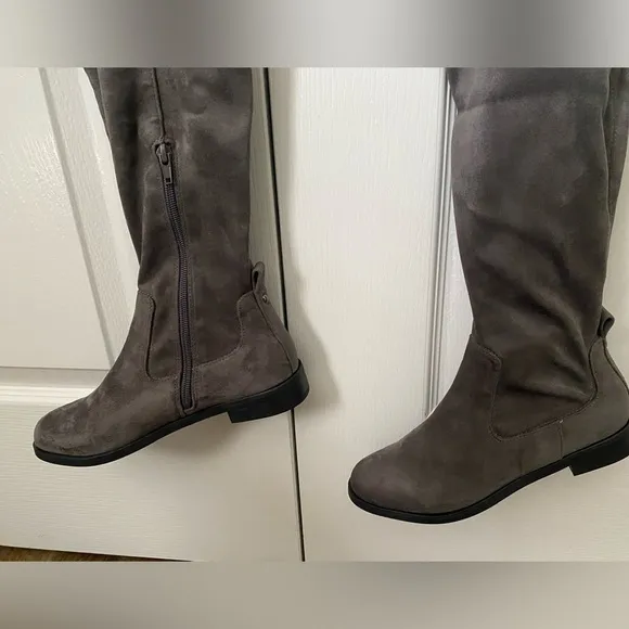 Kenneth Cole Reaction Wind-Free Over The Knee Boots Gray Women’s Size 6