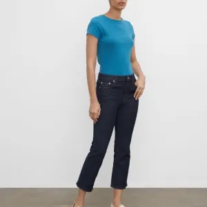 Kick Crop Jeans - New With Tags - NEVER WORN - Dark Rinse Indigo