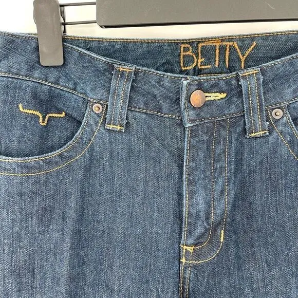 Kims Ranch Betty Jean Straight Leg Mid Rise Dark Wash Women 4/32 Durable Riding