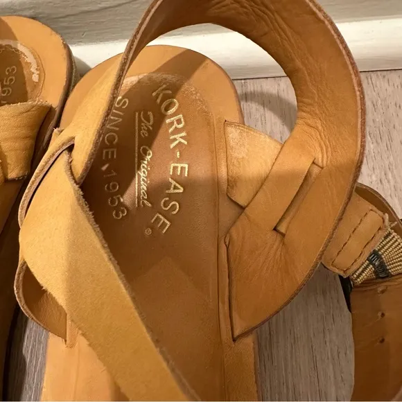 Kirk-ease Womens Myrna Leather Sandals