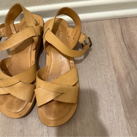 Kirk-ease Womens Myrna Leather Sandals