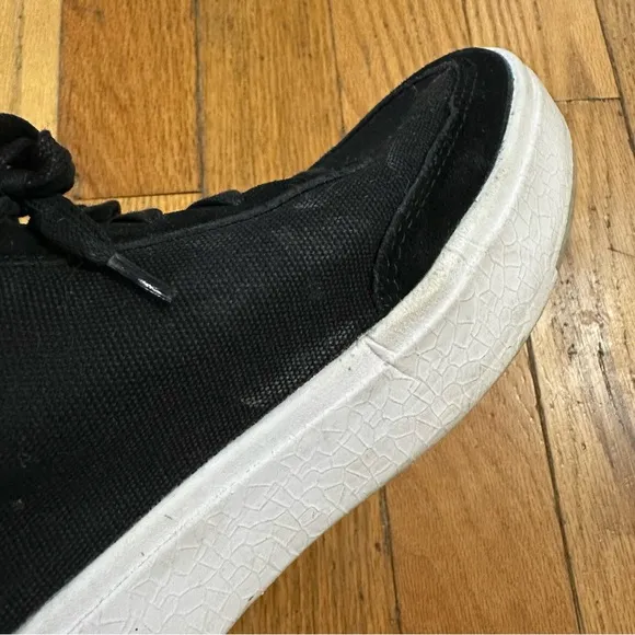 Kizik Black Prague Sneakers Size 9 Wide