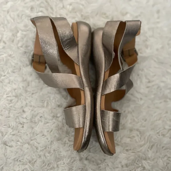 Kork-Ease Erigon Strappy leather sandals gold
