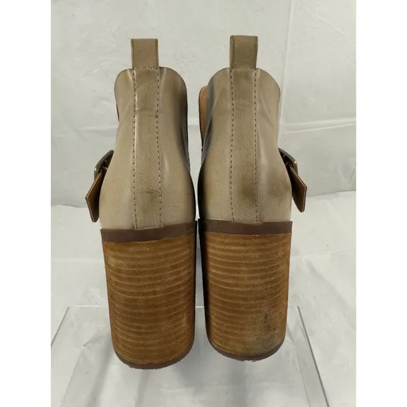Korks Kari Booties Heeled Square Toe Cutaway Boots Size 11