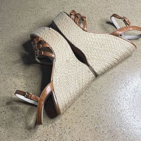 KORS Cognac Leather Jute Wrapped Platform Wedge Sandals 10