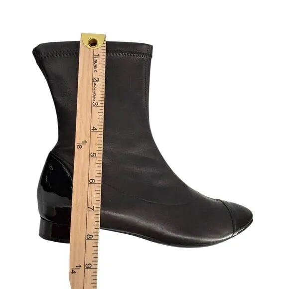 La babe Women’s Ankle Bootie Stretch Italy Designer Size 37 Cap Toe