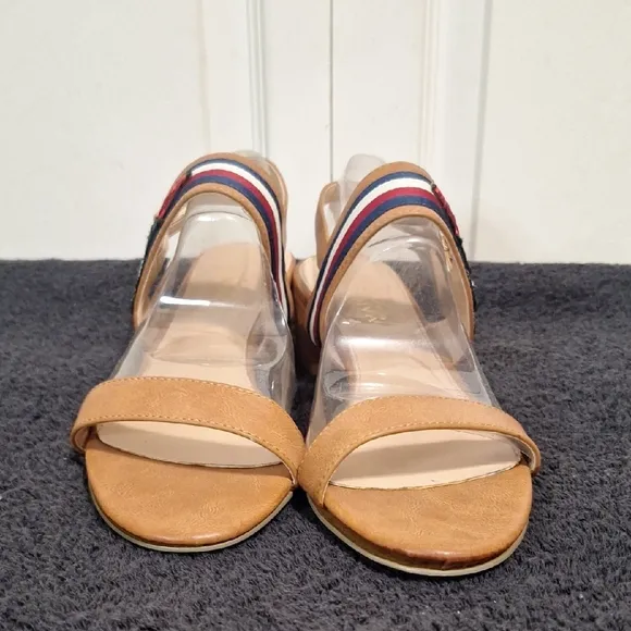 Lady Godiva Embroidered Strappy Sandals - 9 - Tan Leather