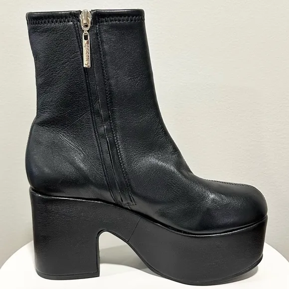 🌹LARROUDE🌹 Miso Platform Boot In Black Stretch Leather Size: 5