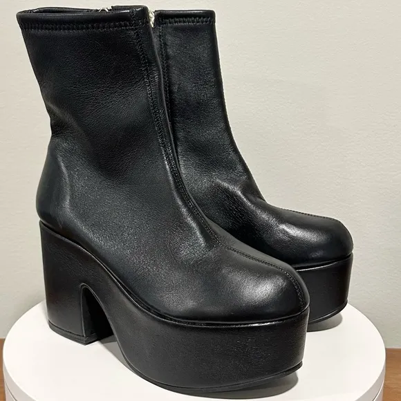 🌹LARROUDE🌹 Miso Platform Boot In Black Stretch Leather Size: 5