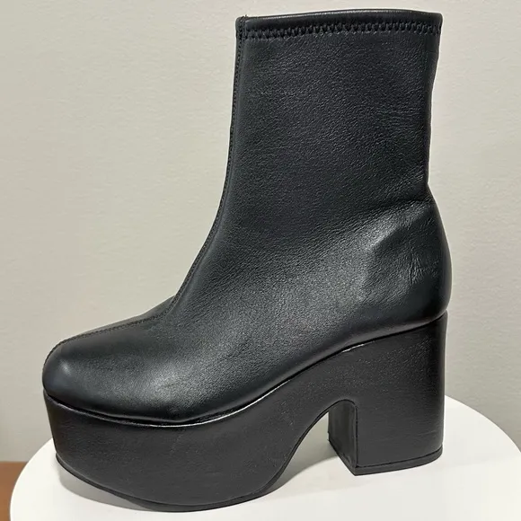 🌹LARROUDE🌹 Miso Platform Boot In Black Stretch Leather Size: 5