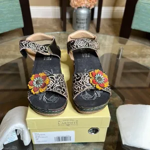 L'artiste By Spring Step Cuteness SandalsWomen's 7.5-8 /38 Black Multicolor