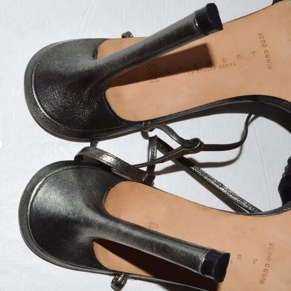 LAUNDRY SHELLI SEGAL 8.5 M BLACK METALLIC GRAY STRAPPY SANDALS 4&quot; STILETTO HEELS
