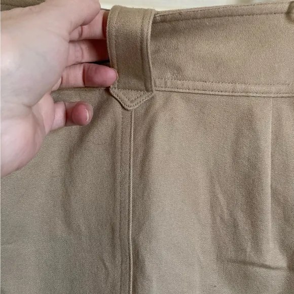 🌞Lauren Ralph Lauren Beige Tan Zipper Pockets at Knee Skirt