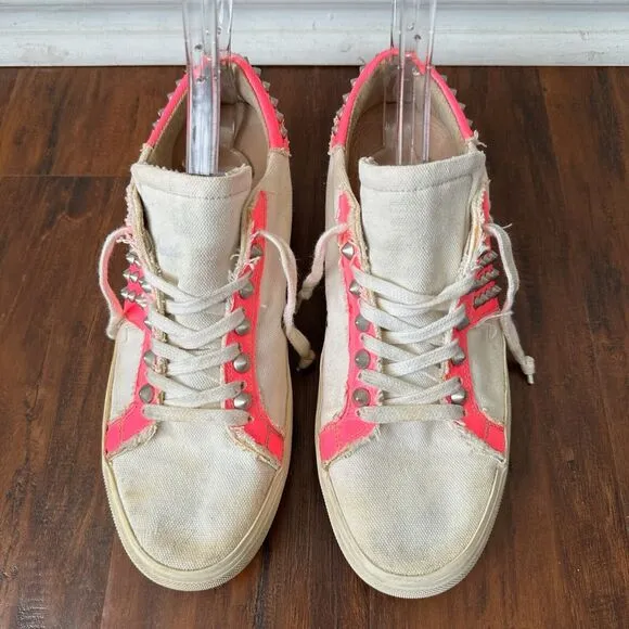 LEATHER CROWN Studlight Low-Top Sneakers White Canvas w Pink Faux Leather
