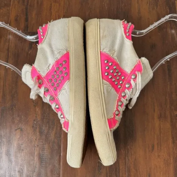 LEATHER CROWN Studlight Low-Top Sneakers White Canvas w Pink Faux Leather