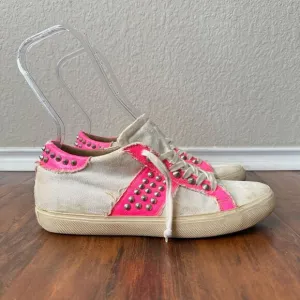 LEATHER CROWN Studlight Low-Top Sneakers White Canvas w Pink Faux Leather