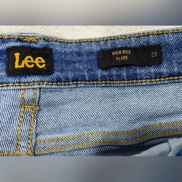 Lee Vintage Modern High Rise Flare Jeans 29x33 NWT Stretch Distressed Denim