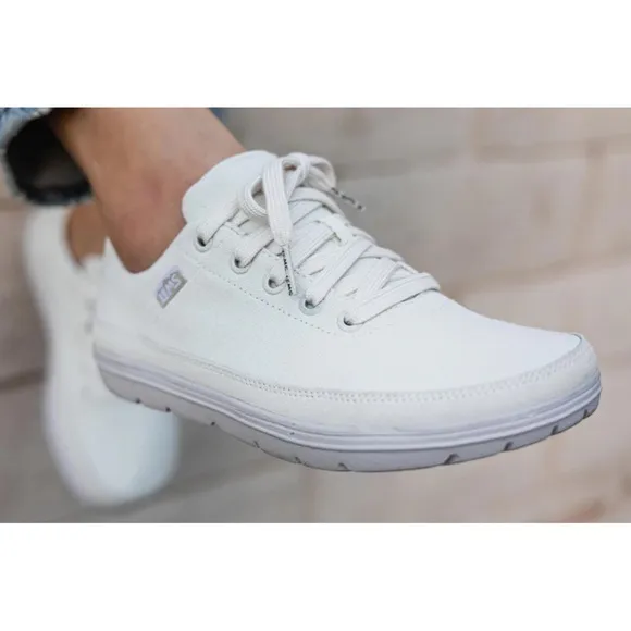 Lems chillum lace up cream vanilla sneakers 8.5
