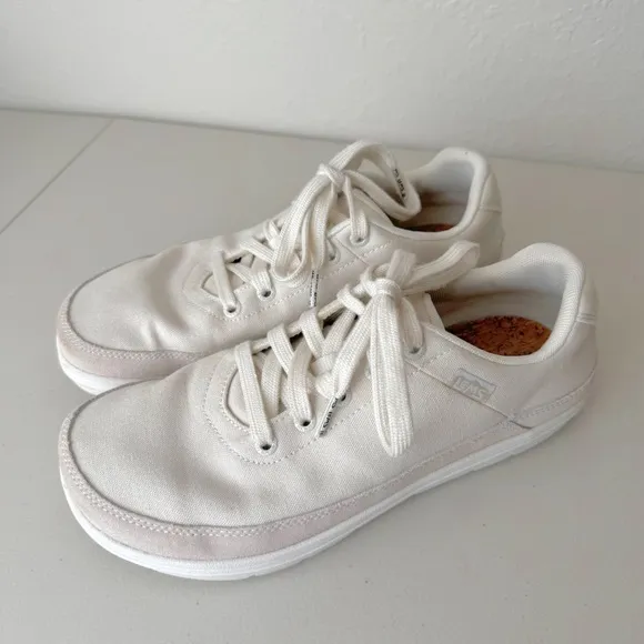 Lems chillum lace up cream vanilla sneakers 8.5