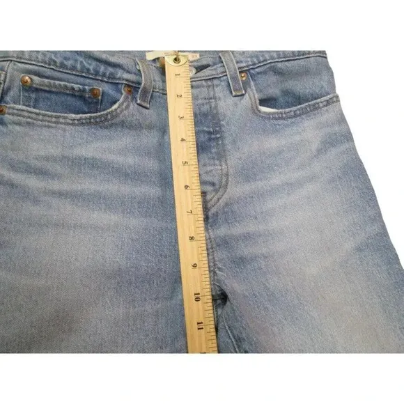Levis Womens Wedgie Button Fly Mid Rise Light Wash Stretch Blank Red Tab Size 27