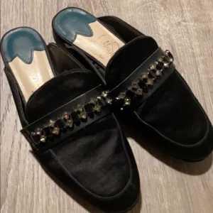 Libby Edelman slip on loafers 6.5