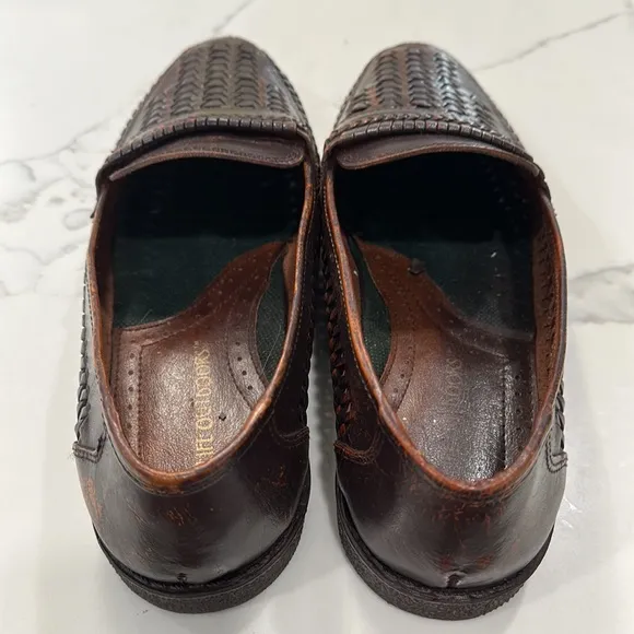 Life Outdoors Dark Brown Slipknot Leather Loafers. Size 10.5