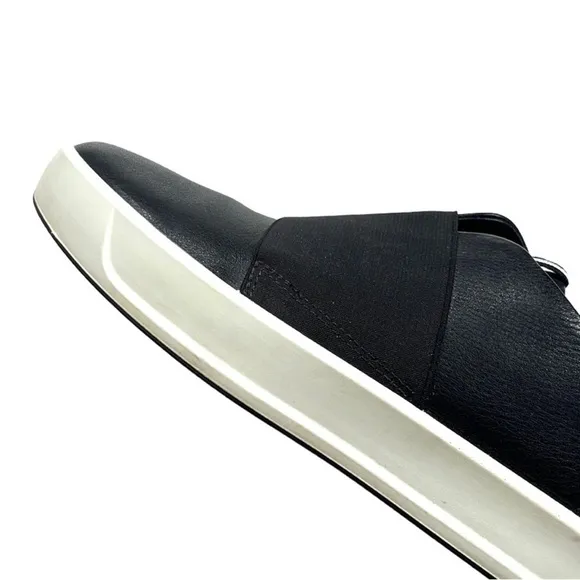 Like New Ecco Leather Slip-On Loafers Women’s Size 10
