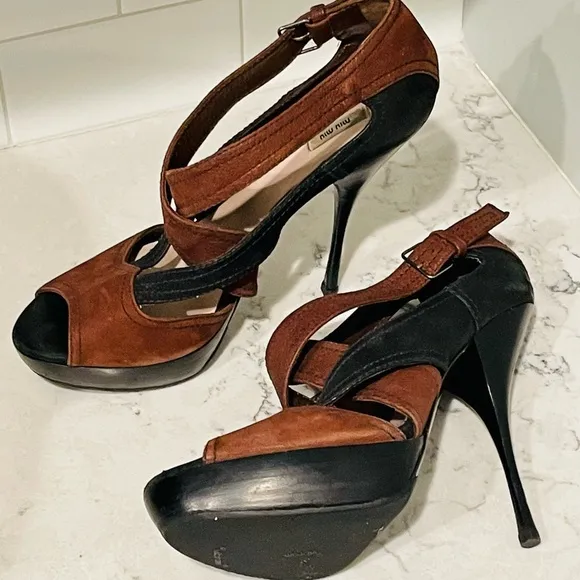 Like New Miu Miu Black &amp; Brown Platform Sandals Size 41