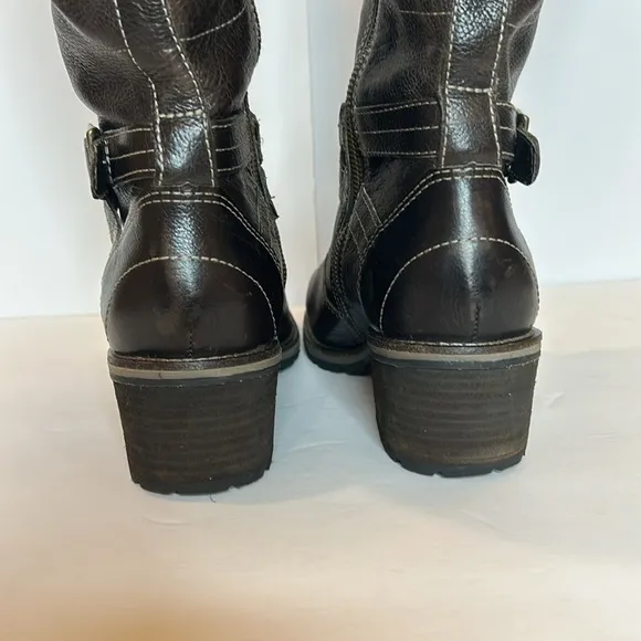 LLBean women’s Deerfield knee high leather dark brown boots. Size 8.5