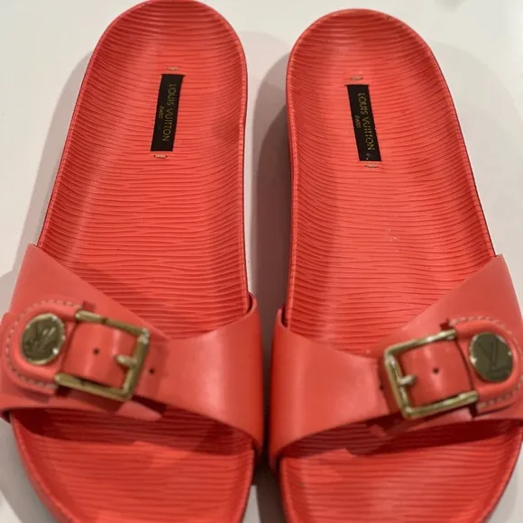 Louis Vuitton Red Sandals with Decorative Buckle