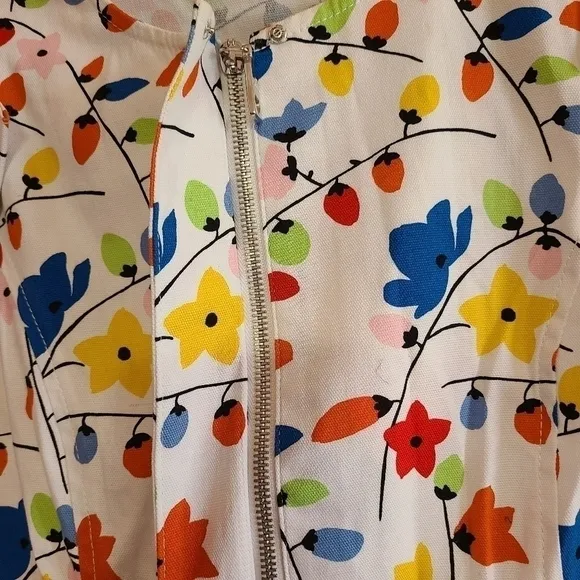 LOVE MOSCHINO short sleeved Zip Jacket Size 6