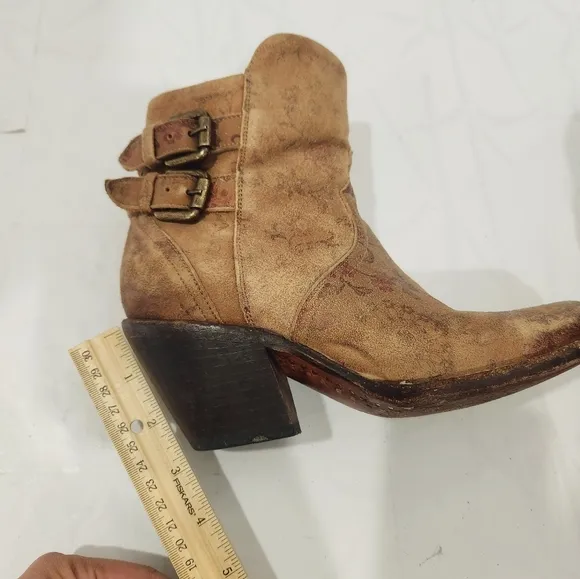 LUCCHESE “Catalina”- Brown Floral‎ Distressed Ankle Boots Dual Brass Buckle 6.5B