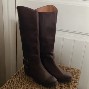 LUCKY BRAND RIDING BOOTS SIZE 7