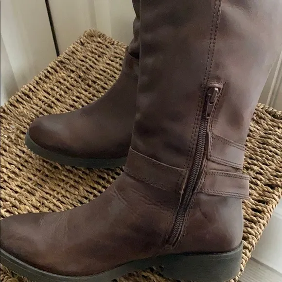 LUCKY BRAND RIDING BOOTS SIZE 7