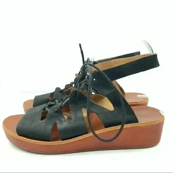 Lucky brand sandals Haley size 8 38 black leather