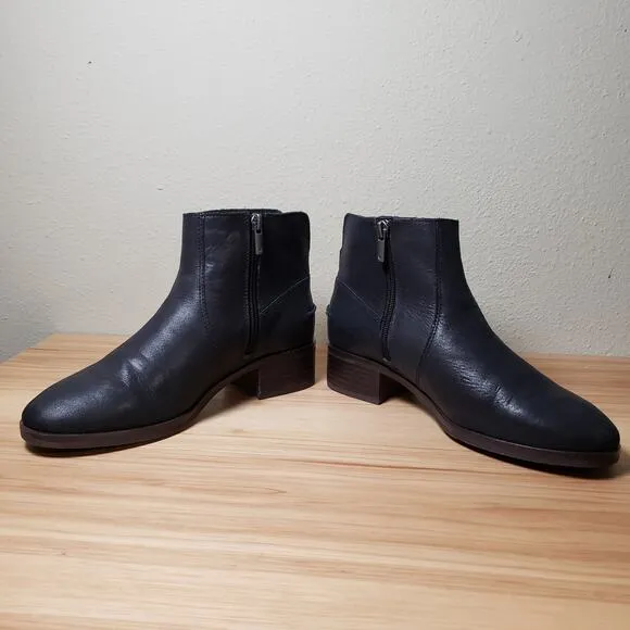 Lucky Brand Size 8.5 Pedra Leather Boots Black Stacked Heel Ankle Bootie Casual