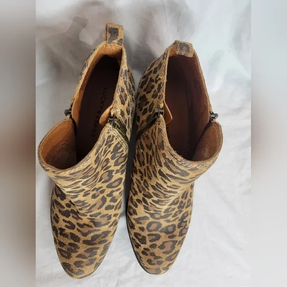 Lucky Brand Women's Basel Leopard Print Block Heel Ankle Booties Size 9.5 NWOT
