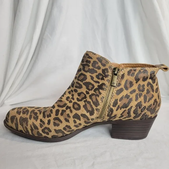 Lucky Brand Women's Basel Leopard Print Block Heel Ankle Booties Size 9.5 NWOT