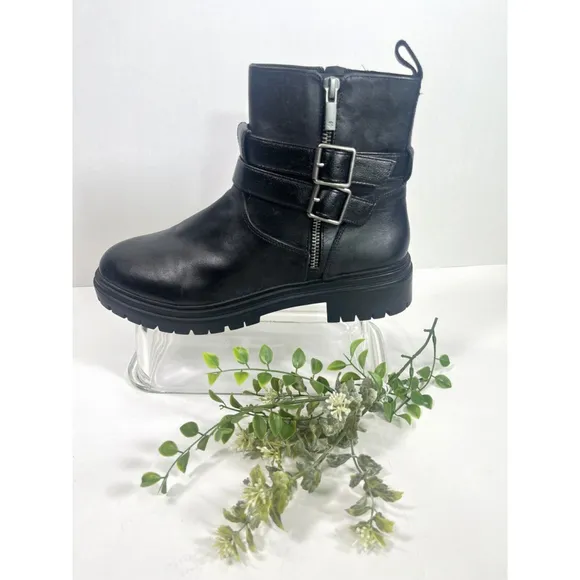 Lucky Brand Womens Black Basimi Lug Sole Moto Ankle Booties Size 8.5 Zip Buckles