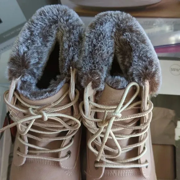 LUGZ Womens Convoy Faux Fur Lace Up Casual Boots Ankle Mid Heel 2-3&quot;